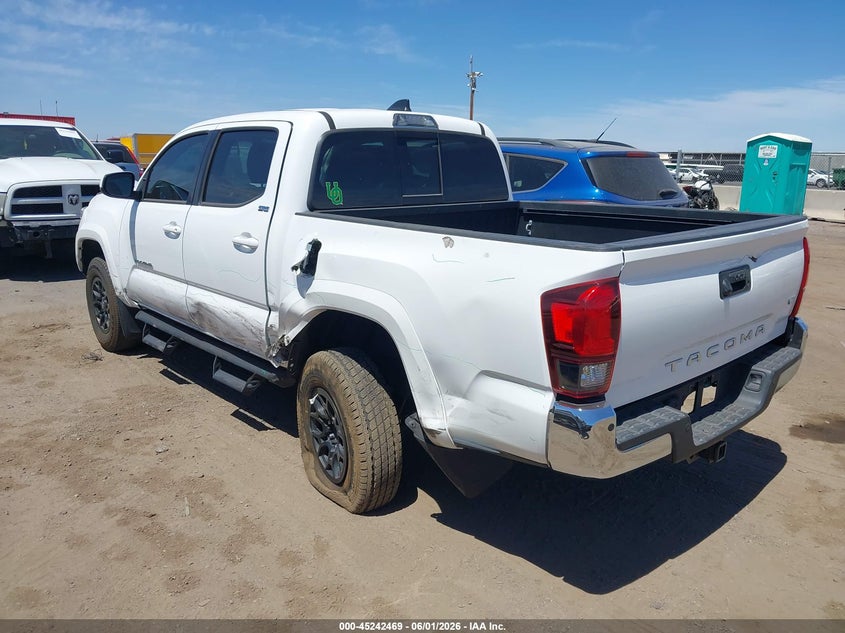 2021 Toyota Tacoma VIN 5TFAZ5CN4MX109508 IAAI salvage auction — SIDE, Salvage Title, sold $10,800 on 2026-07-21 (photo 3)