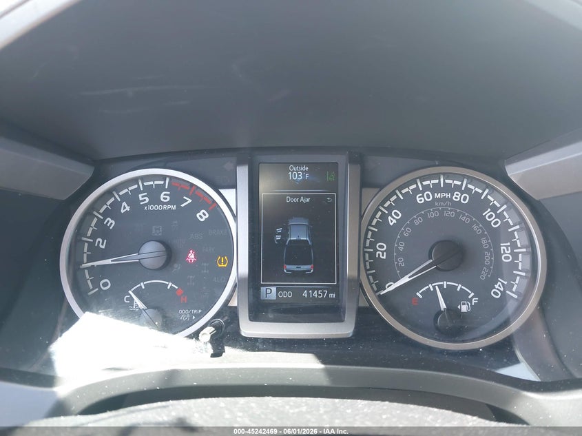 2021 Toyota Tacoma VIN 5TFAZ5CN4MX109508 IAAI salvage auction — SIDE, Salvage Title, sold $10,800 on 2026-07-21 (photo 7)
