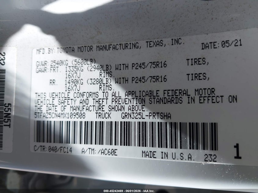 2021 Toyota Tacoma VIN 5TFAZ5CN4MX109508 IAAI salvage auction — SIDE, Salvage Title, sold $10,800 on 2026-07-21 (photo 9)