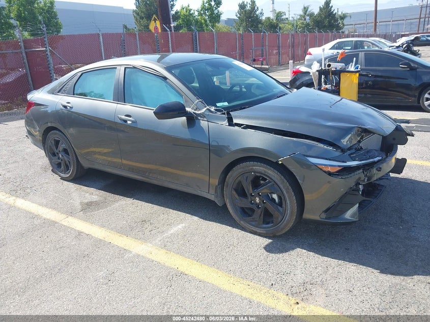 2026 Hyundai Elantra VIN KMHLM4DG9TU099930 IAAI salvage auction — FRONT END, Salvage Title, sold $4,000 on 2026-07-28 (photo 1)