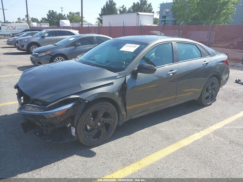 2026 Hyundai Elantra VIN KMHLM4DG9TU099930 IAAI salvage auction — FRONT END, Salvage Title, sold $4,000 on 2026-07-28 (photo 2)