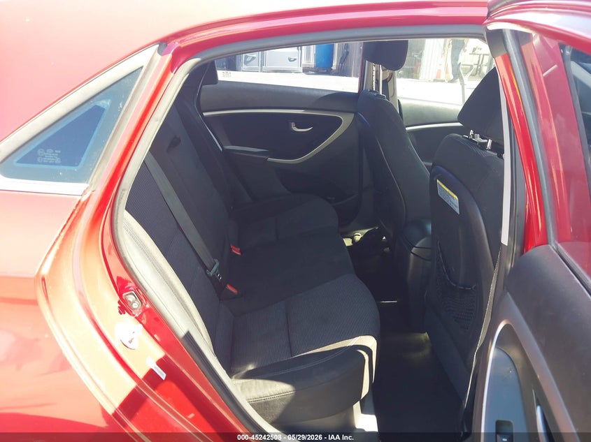 2013 Hyundai Elantra VIN KMHD35LE3DU130328 IAAI salvage auction — FRONT & REAR, Salvage Title, sold $650 on 2026-07-15 (photo 8)