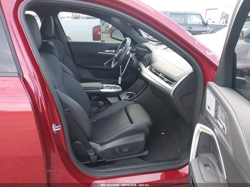 2025 BMW X2 VIN WBX63GM09S5267540 IAAI salvage auction — FRONT END, Salvage Title, sold $17,675 on 2026-08-25 (photo 5)