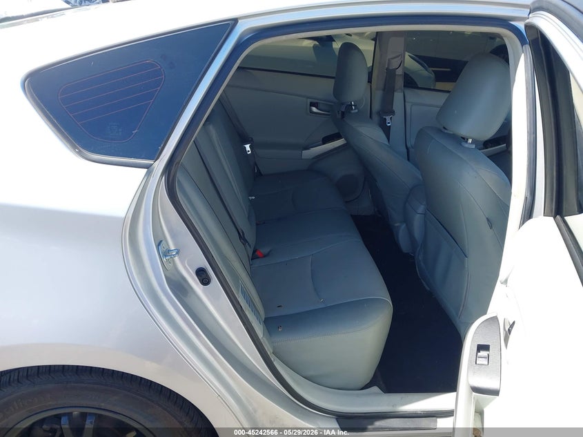 2013 Toyota Prius VIN JTDKN3DU6D5690385 IAAI salvage auction — REAR END, Salvage Title, sold $2,450 on 2026-07-16 (photo 8)