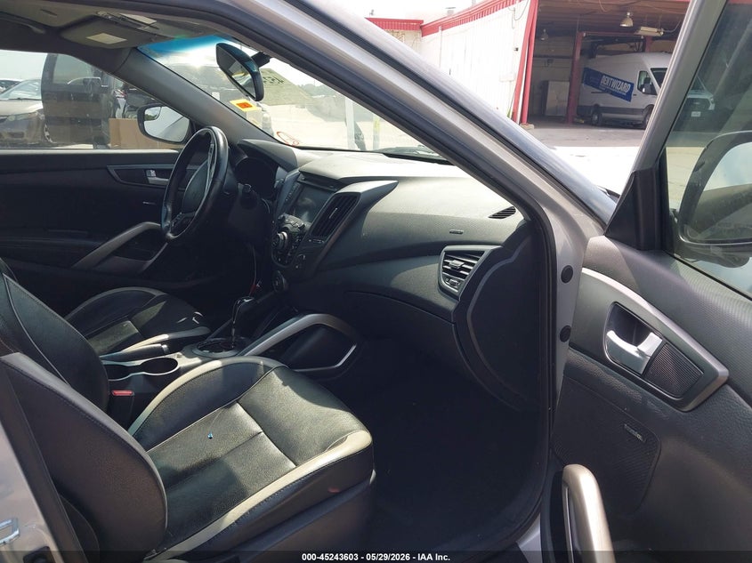2014 Hyundai Veloster VIN KMHTC6AE9EU200680 IAAI salvage auction — NORMAL WEAR, Original (Texas), sold $900 on 2026-07-06 (photo 5)