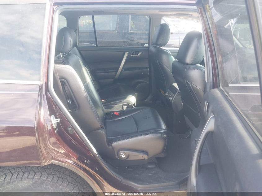 2012 Toyota Highlander VIN 5TDBK3EH8CS133402 IAAI salvage auction — LEFT FRONT, Salvage (Illinois), sold $2,800 on 2026-07-07 (photo 8)