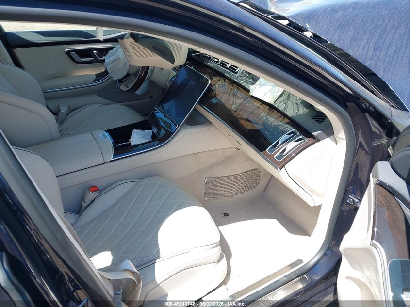 2026 Mercedes-benz S-klasse VIN W1K6G7GB3TA351818 IAAI salvage auction — FRONT END, Salvage Title, sold $12,100 on 2026-07-28 (photo 5)