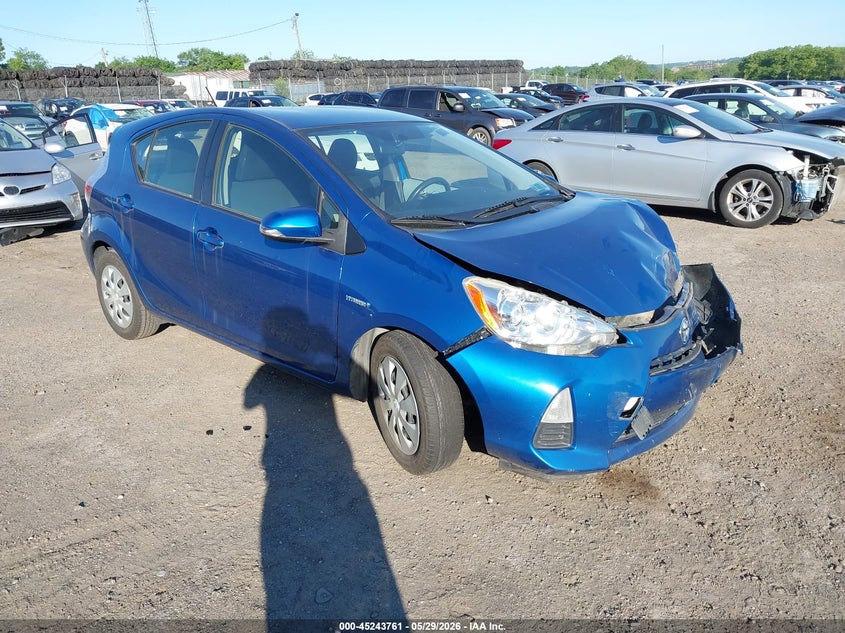 2014 Toyota Prius c VIN JTDKDTB35E1070746 IAAI salvage auction — FRONT END, Salvage Title, sold $500 on 2026-07-10 (photo 1)