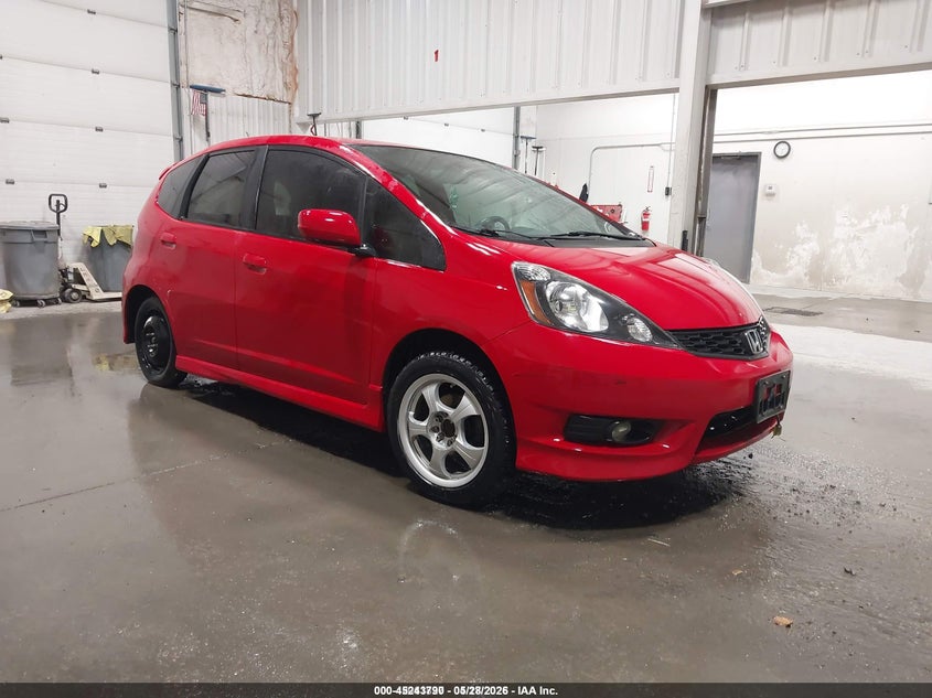 2013 Honda Fit VIN JHMGE8H5XDC054763 IAAI salvage auction — SIDE, Salvage Title, sold $25 on 2026-07-10 (photo 1)