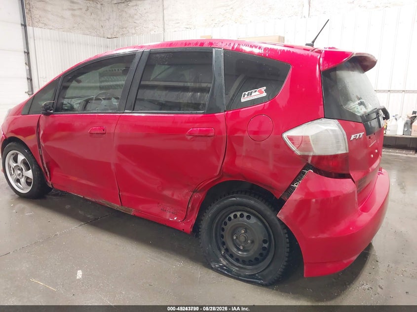 2013 Honda Fit VIN JHMGE8H5XDC054763 IAAI salvage auction — SIDE, Salvage Title, sold $25 on 2026-07-10 (photo 6)