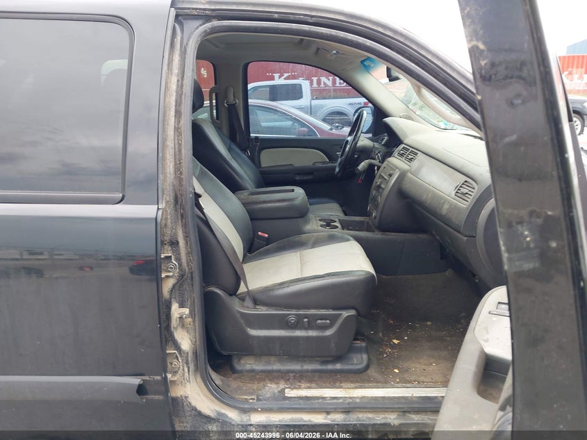 2008 Chevrolet Avalanche VIN 3GNFK12368G106856 IAAI salvage auction — RIGHT FRONT, Salvage (Idaho), sold $725 on 2026-07-09 (photo 5)