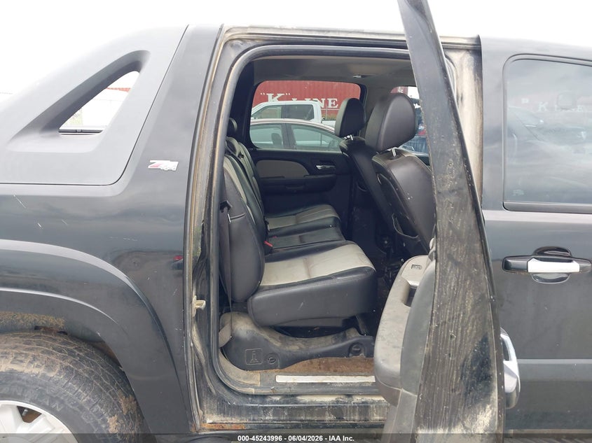 2008 Chevrolet Avalanche VIN 3GNFK12368G106856 IAAI salvage auction — RIGHT FRONT, Salvage (Idaho), sold $725 on 2026-07-09 (photo 8)