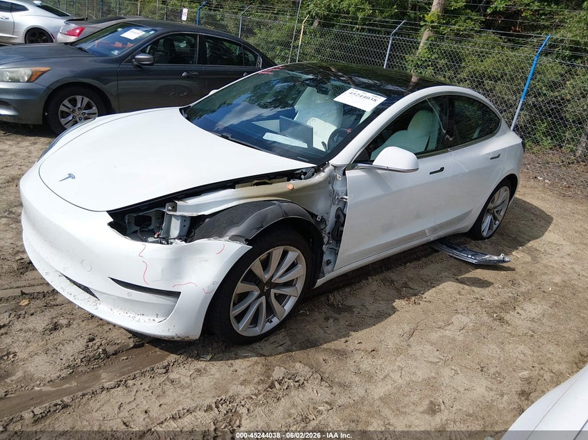 2019 Tesla Model 3 VIN 5YJ3E1EB4KF469949 IAAI salvage auction — LEFT FRONT, Salvage Title, sold $4,950 on 2026-08-01 (photo 2)