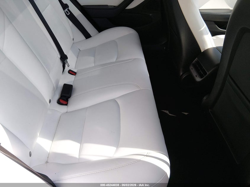 2019 Tesla Model 3 VIN 5YJ3E1EB4KF469949 IAAI salvage auction — LEFT FRONT, Salvage Title, sold $4,950 on 2026-08-01 (photo 8)