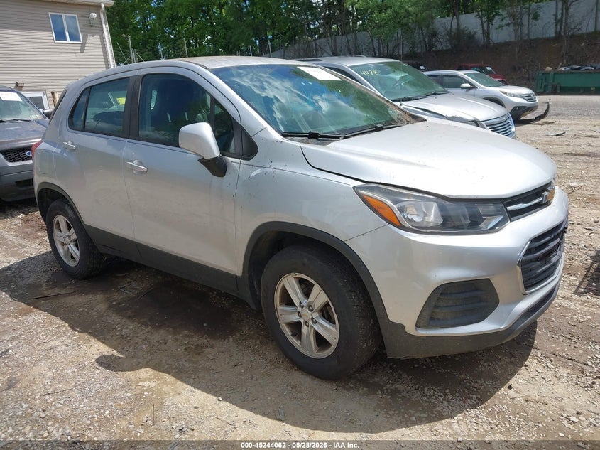 2018 Chevrolet Trax VIN KL7CJNSB7JB625052 IAAI salvage auction — NORMAL WEAR, Salvage Title, sold $1,100 on 2026-07-28 (photo 1)