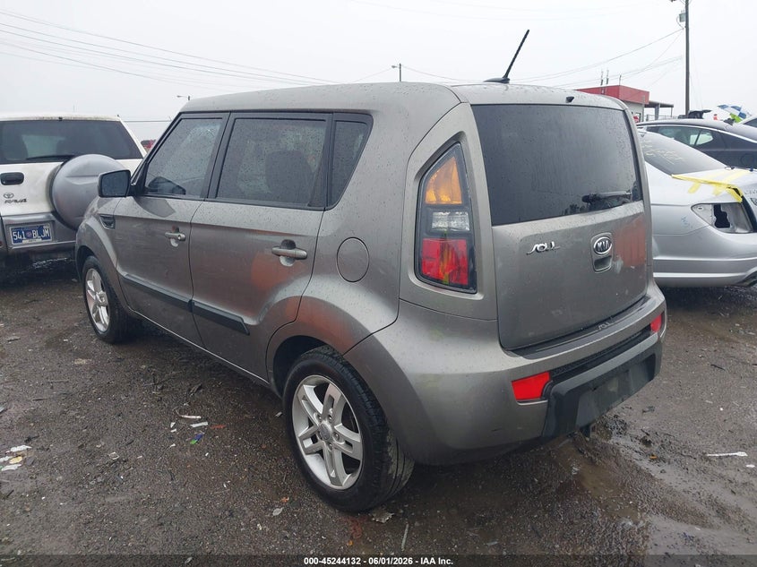 2011 Kia Soul VIN KNDJT2A25B7302224 IAAI salvage auction — NORMAL WEAR, Clear (Tennessee), sold $525 on 2026-07-09 (photo 3)