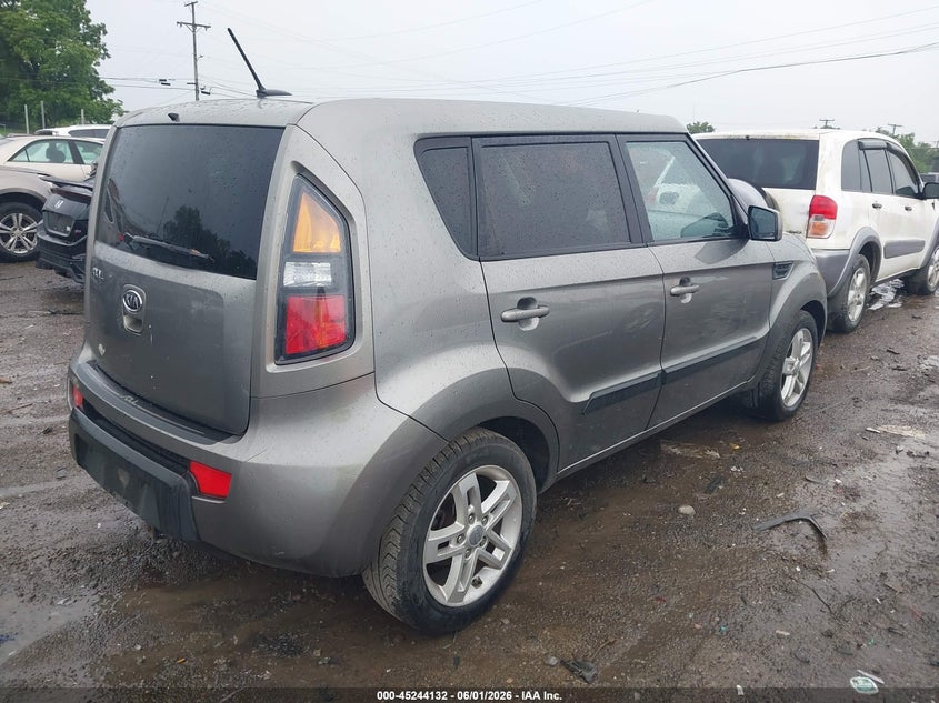 2011 Kia Soul VIN KNDJT2A25B7302224 IAAI salvage auction — NORMAL WEAR, Clear (Tennessee), sold $525 on 2026-07-09 (photo 4)