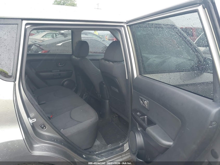 2011 Kia Soul VIN KNDJT2A25B7302224 IAAI salvage auction — NORMAL WEAR, Clear (Tennessee), sold $525 on 2026-07-09 (photo 8)