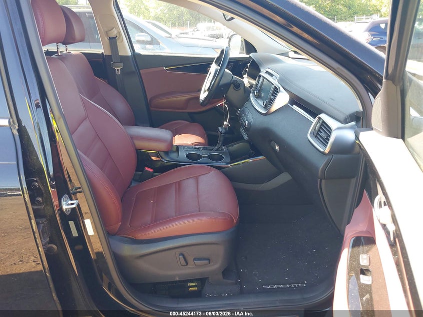 2018 Kia Sorento VIN 5XYPKDA52JG405993 IAAI salvage auction — FRONT END, Salvage Title, sold $5,900 on 2026-07-08 (photo 5)