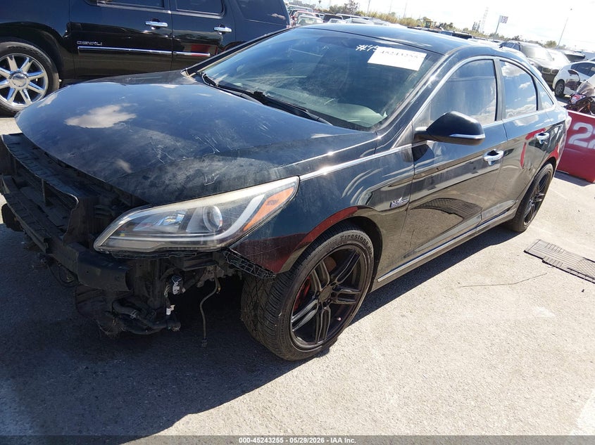 2017 Hyundai Sonata VIN KMHE24L3XHA064190 IAAI salvage auction — NORMAL WEAR, Salvage (California), sold $875 on 2026-07-09 (photo 2)