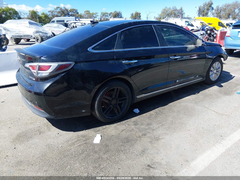 2017 Hyundai Sonata VIN KMHE24L3XHA064190 IAAI salvage auction — NORMAL WEAR, Salvage (California), sold $875 on 2026-07-09 (photo 4)