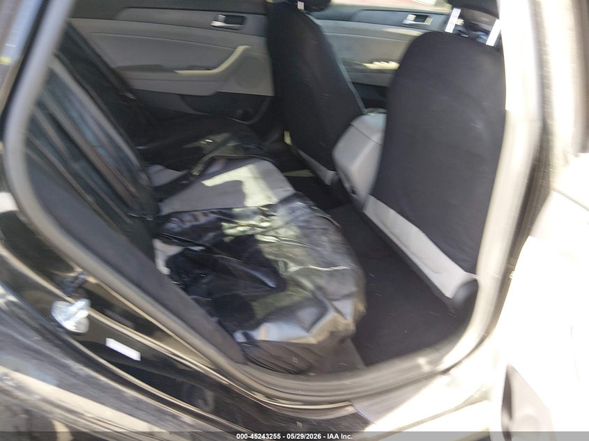 2017 Hyundai Sonata VIN KMHE24L3XHA064190 IAAI salvage auction — NORMAL WEAR, Salvage (California), sold $875 on 2026-07-09 (photo 8)