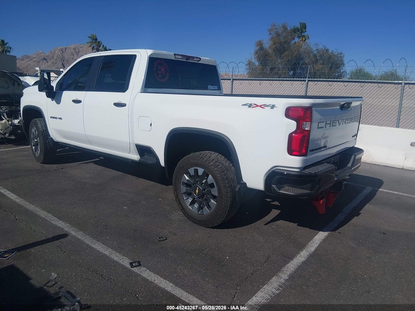 2021 Chevrolet Silverado VIN 1GC4YME70MF158333 IAAI salvage auction — RIGHT SIDE, Salvage Title, sold $19,300 on 2026-07-24 (photo 3)