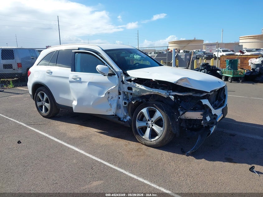 2016 Mercedes-benz Glc VIN WDC0G4JB5GF102608 IAAI salvage auction — SIDE, Salvage (Hawaii), sold $2,400 on 2026-08-11 (photo 1)