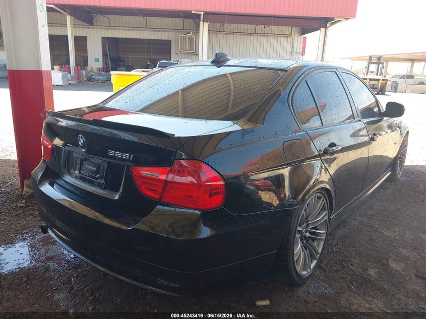 2009 BMW 3 series VIN WBAPH53529A435327 IAAI salvage auction — NORMAL WEAR, Clear (Arizona), sold $525 on 2026-07-14 (photo 4)