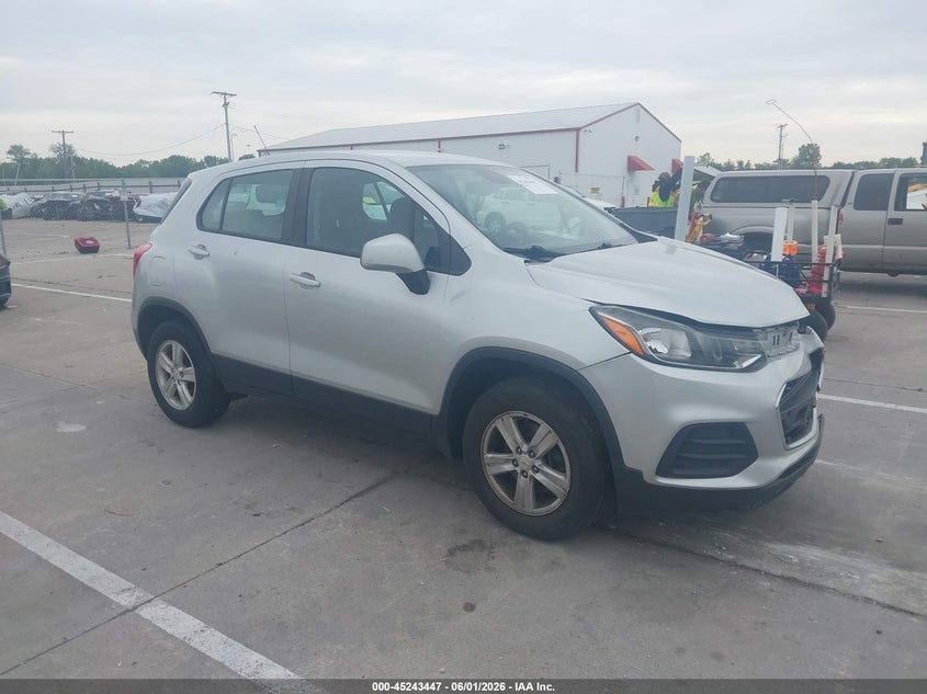 2017 Chevrolet Trax VIN KL7CJNSB3HB101973 IAAI salvage auction — FRONT END, Salvage Title, sold $825 on 2026-07-22 (photo 1)