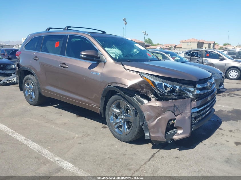 2018 Toyota Highlander VIN 5TDDGRFH0JS045193 IAAI salvage auction — RIGHT FRONT, Salvage Title, sold $6,700 on 2026-07-07 (photo 6)