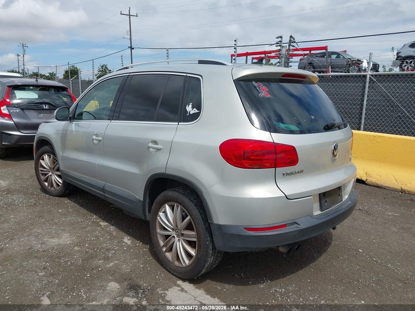 2012 Volkswagen Tiguan VIN WVGBV7AX2CW529431 IAAI salvage auction — NORMAL WEAR, Salvage Title - Dealer (California), sold $550 on 2026-07-23 (photo 3)