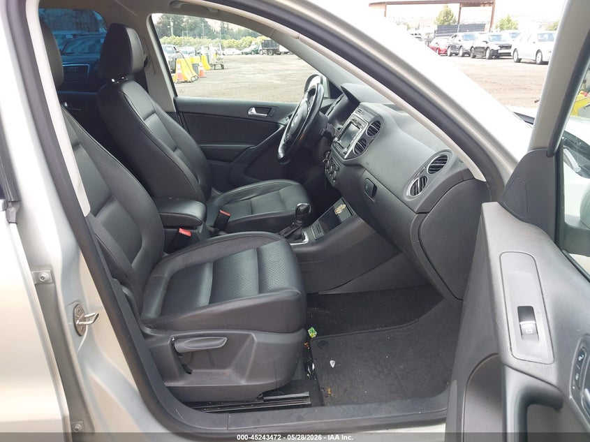2012 Volkswagen Tiguan VIN WVGBV7AX2CW529431 IAAI salvage auction — NORMAL WEAR, Salvage Title - Dealer (California), sold $550 on 2026-07-23 (photo 5)