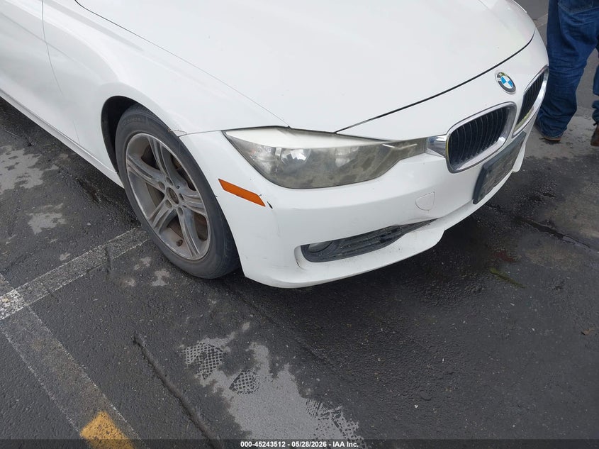 2013 BMW 3er VIN WBA3B1C50DK129383 IAAI salvage auction — NORMAL WEAR, Salvage (California), sold $450 on 2026-07-20 (photo 6)