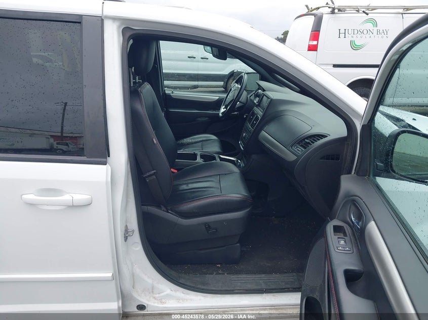 2017 Dodge Caravan VIN 2C4RDGEG9HR737189 IAAI salvage auction — LEFT REAR, Salvage (Oregon), sold $1,300 on 2026-07-09 (photo 5)