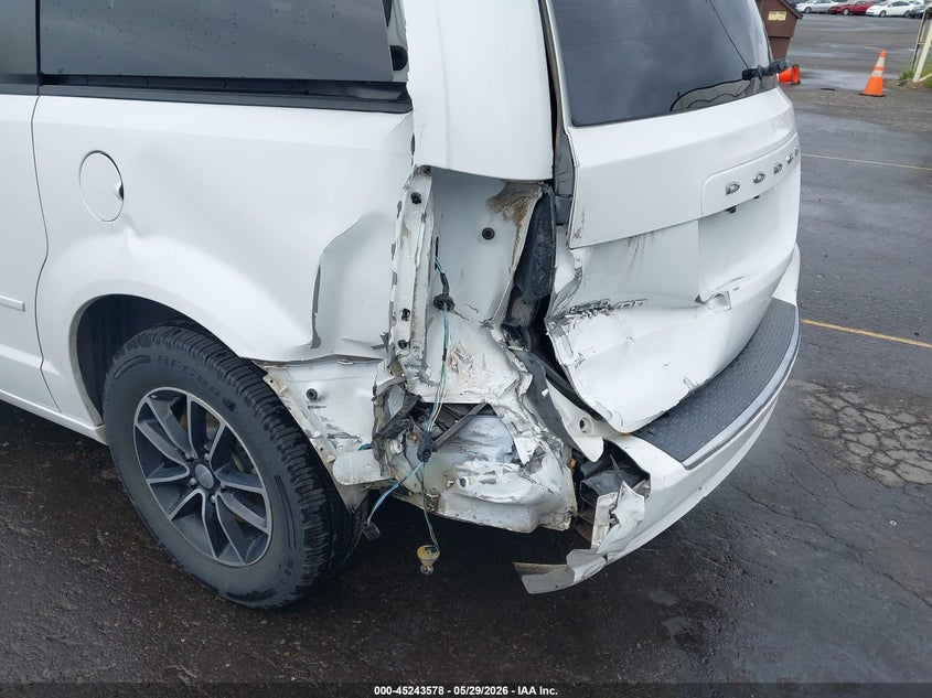 2017 Dodge Caravan VIN 2C4RDGEG9HR737189 IAAI salvage auction — LEFT REAR, Salvage (Oregon), sold $1,300 on 2026-07-09 (photo 6)