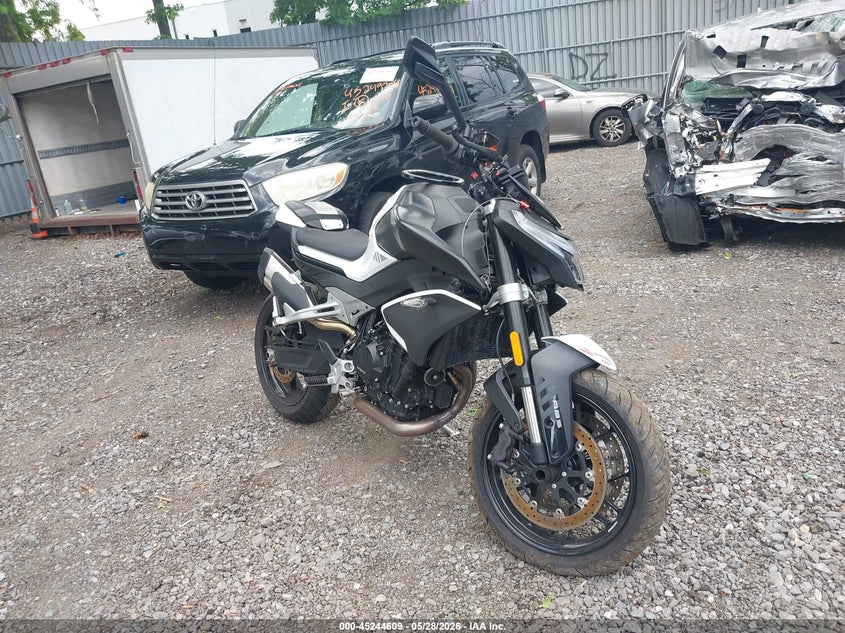 2024 Cf moto 800nk VIN LCEPEYL44R6005421 IAAI salvage auction — REAR END, Salvage (New Jersey), sold $2,350 on 2026-07-08 (photo 1)