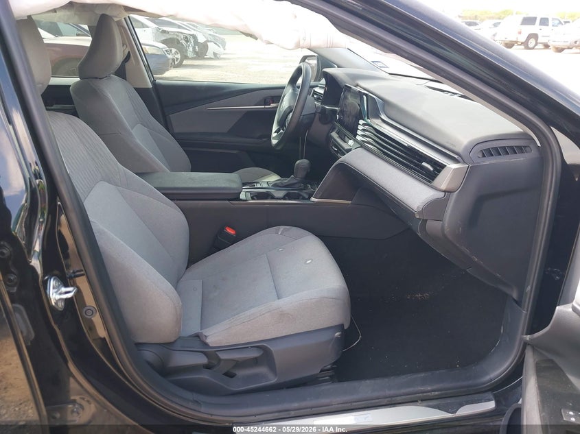 2025 Toyota Camry VIN 4T1DAACK4SU577672 IAAI salvage auction — FRONT & REAR, Salvage Title, sold $10,600 on 2026-07-27 (photo 5)