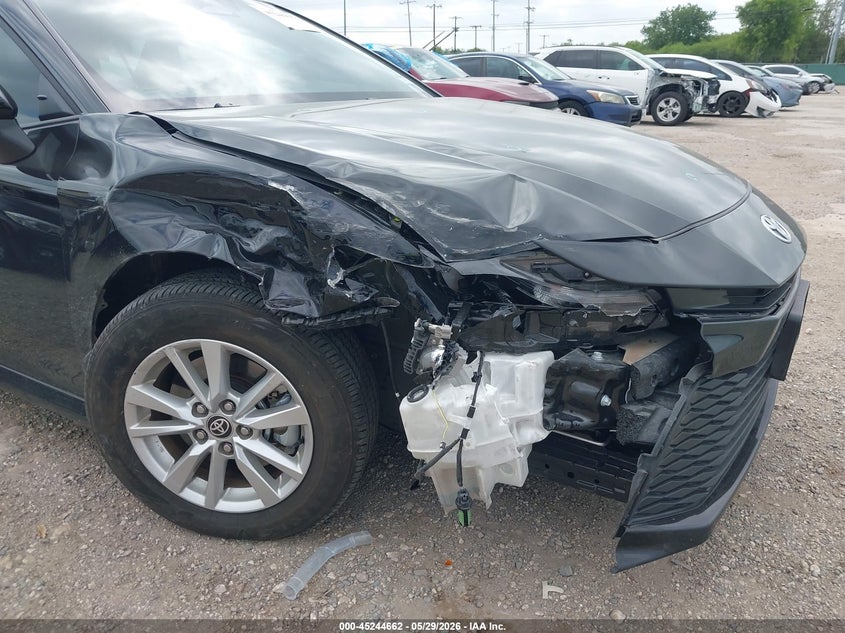 2025 Toyota Camry VIN 4T1DAACK4SU577672 IAAI salvage auction — FRONT & REAR, Salvage Title, sold $10,600 on 2026-07-27 (photo 6)