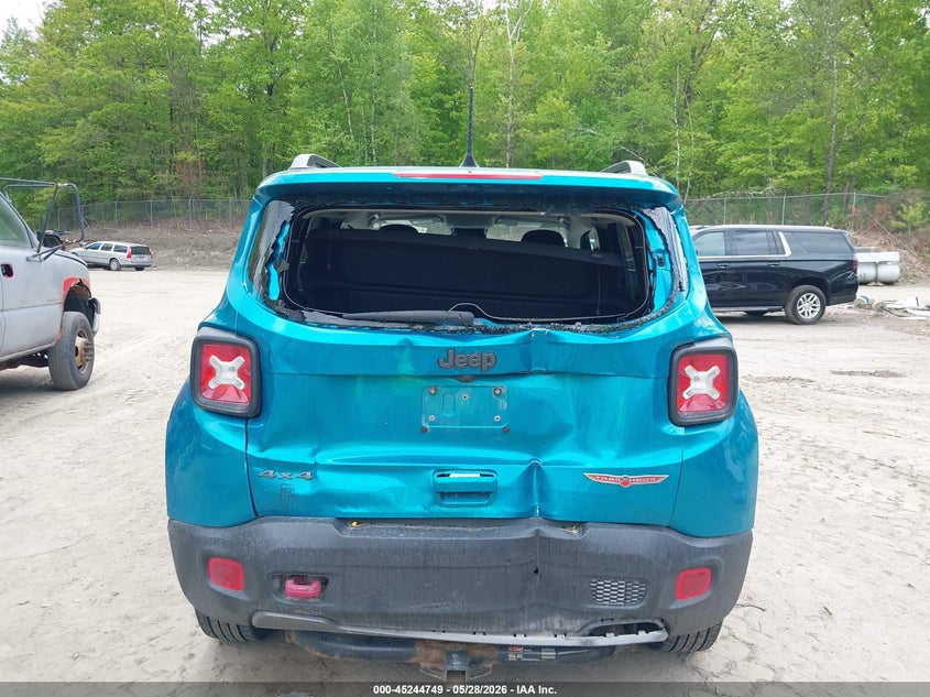 2021 Jeep Renegade VIN ZACNJDC1XMPM49522 IAAI salvage auction — REAR END, Salvage Title, sold $3,300 on 2026-07-30 (photo 6)
