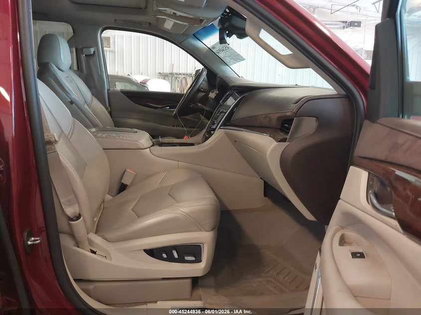2017 Cadillac Escalade VIN 1GYS4BKJ4HR380802 IAAI salvage auction — FRONT END, Salvage Title, sold $4,350 on 2026-07-08 (photo 5)