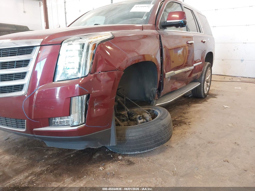 2017 Cadillac Escalade VIN 1GYS4BKJ4HR380802 IAAI salvage auction — FRONT END, Salvage Title, sold $4,350 on 2026-07-08 (photo 6)