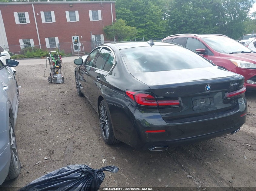 2023 BMW 5er VIN WBA73BJ04PCN29098 IAAI salvage auction — FRONT END, Salvage (Massachusetts), sold $10,600 on 2026-07-21 (photo 3)