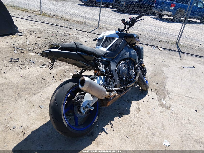 2025 Yamaha Mt VIN JYARN81E5SA000795 IAAI salvage auction — FRONT END, Salvage Title, sold $5,150 on 2026-07-28 (photo 4)