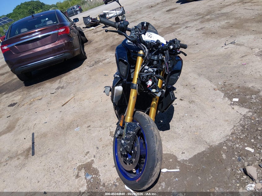 2025 Yamaha Mt VIN JYARN81E5SA000795 IAAI salvage auction — FRONT END, Salvage Title, sold $5,150 on 2026-07-28 (photo 5)