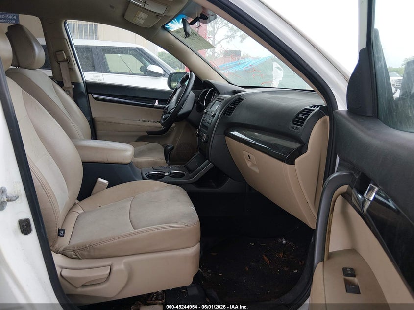 2012 Kia Sorento VIN 5XYKU3A66CG219772 IAAI salvage auction — FRONT END, Clear (Florida), sold $550 on 2026-07-28 (photo 5)