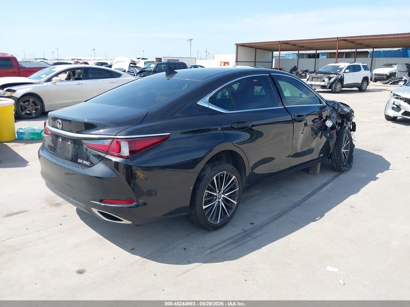 2024 Lexus ES VIN 58ADZ1B17RU182860 IAAI salvage auction — SIDE, Salvage Title, sold $12,600 on 2026-07-24 (photo 4)