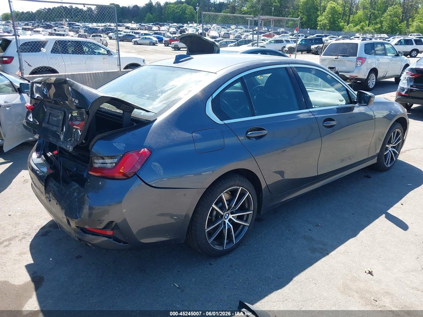 2019 BMW 3er VIN WBA5R7C55KFH15545 IAAI salvage auction — REAR END, Salvage Title, sold $8,500 on 2026-07-07 (photo 4)
