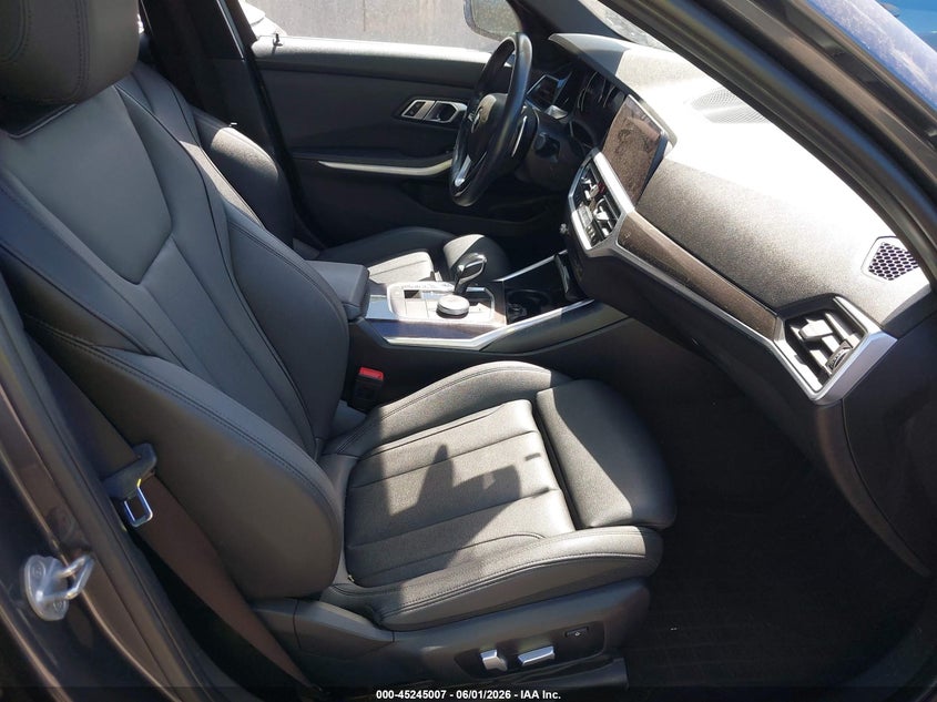 2019 BMW 3er VIN WBA5R7C55KFH15545 IAAI salvage auction — REAR END, Salvage Title, sold $8,500 on 2026-07-07 (photo 5)