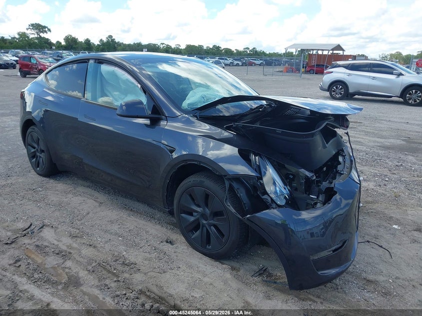 2024 Tesla Model y VIN 7SAYGDEE1RA318783 IAAI salvage auction — FRONT END, Salvage Title, sold $8,000 on 2026-07-09 (photo 1)